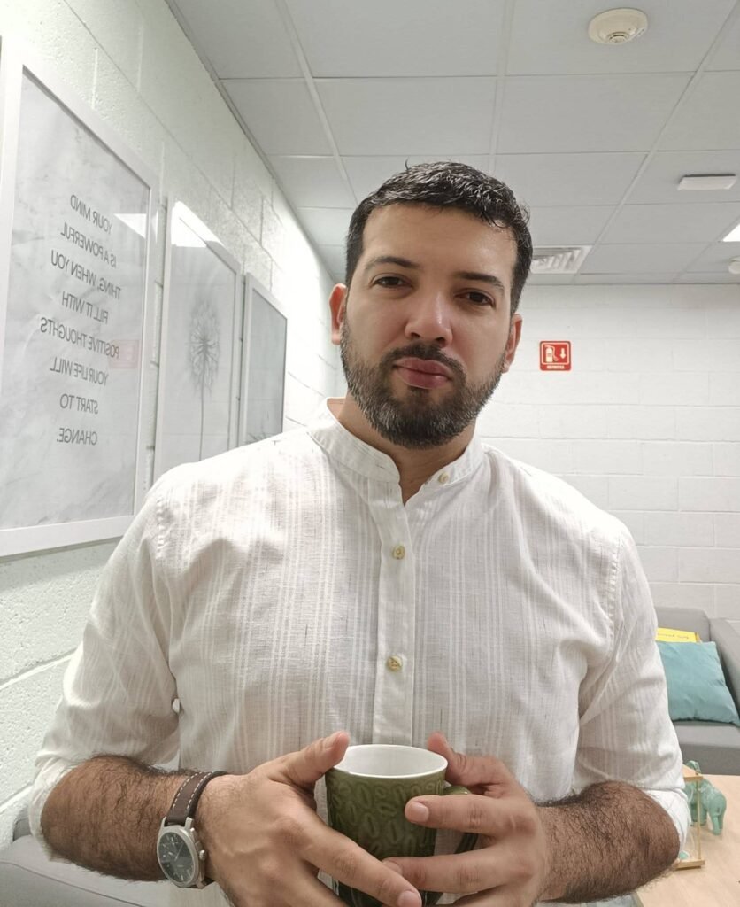 Psicólogo Rafael Barrios Castillejos Centro de Terapia Breve Tlazol Asociación para el bienestar psicológico familiar y grupal